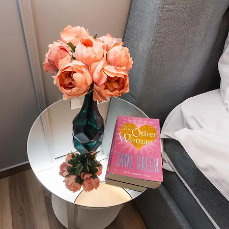 Marant Center- Free Parking Apartment