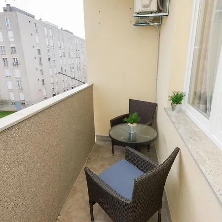 Marant Center- Free Parking Zadar